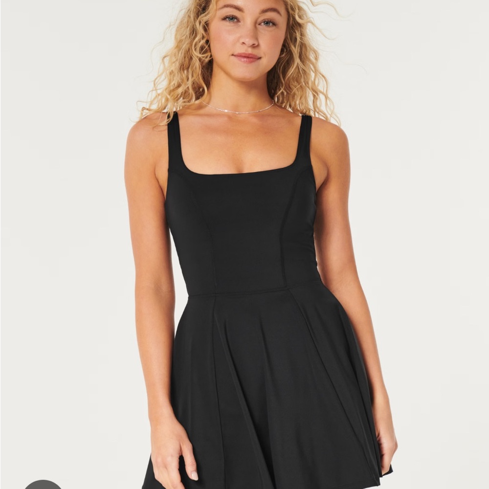 Gilly Hicks Active Cutout Back Skater Dress
